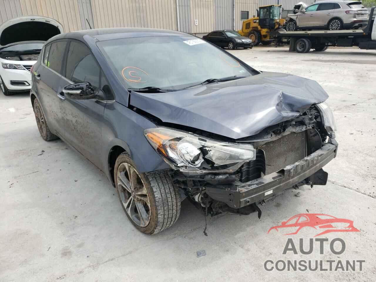 KIA FORTE 2016 - KNAFX5A86G5587838