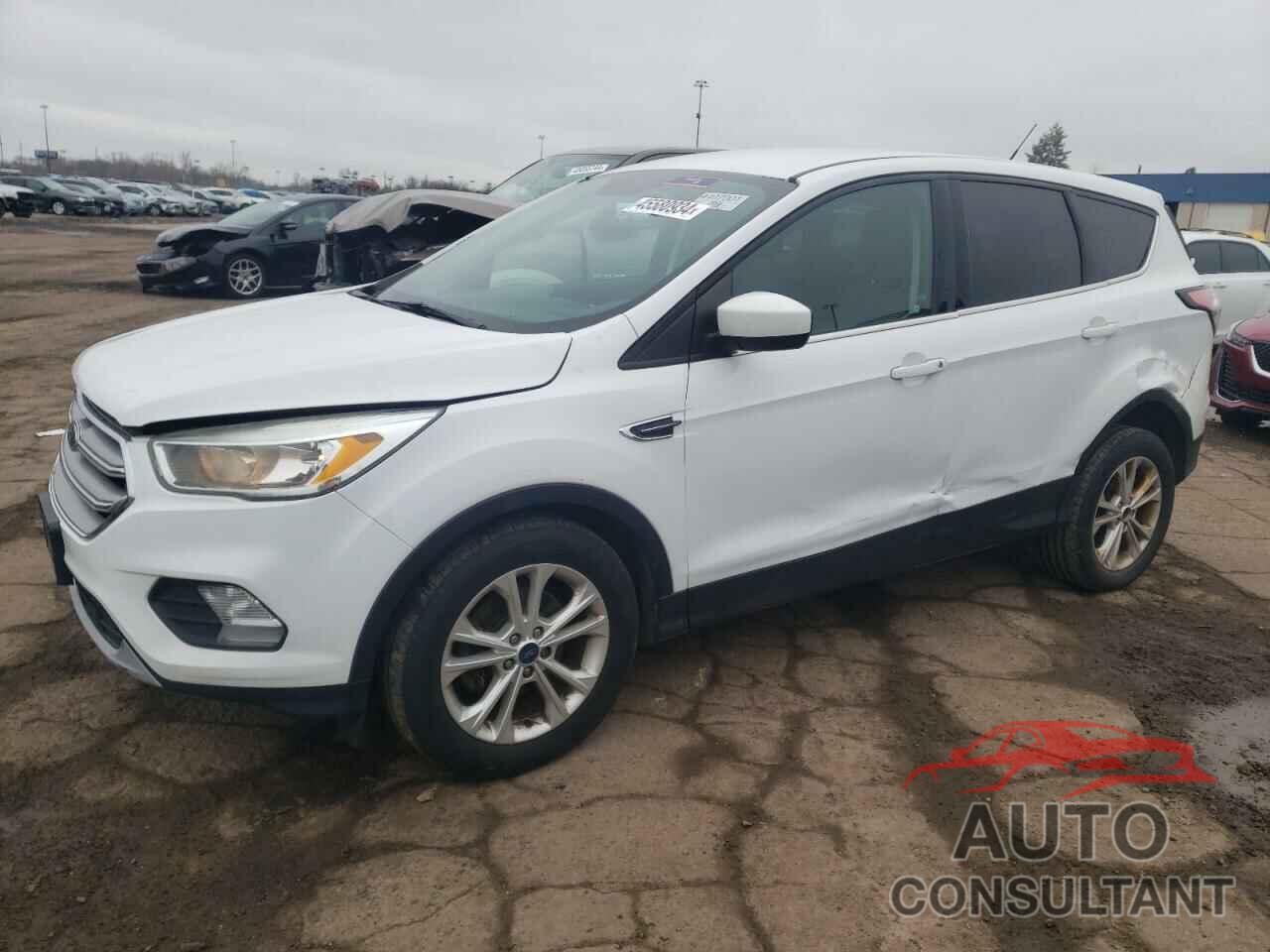 FORD ESCAPE 2017 - 1FMCU0GD0HUD22163