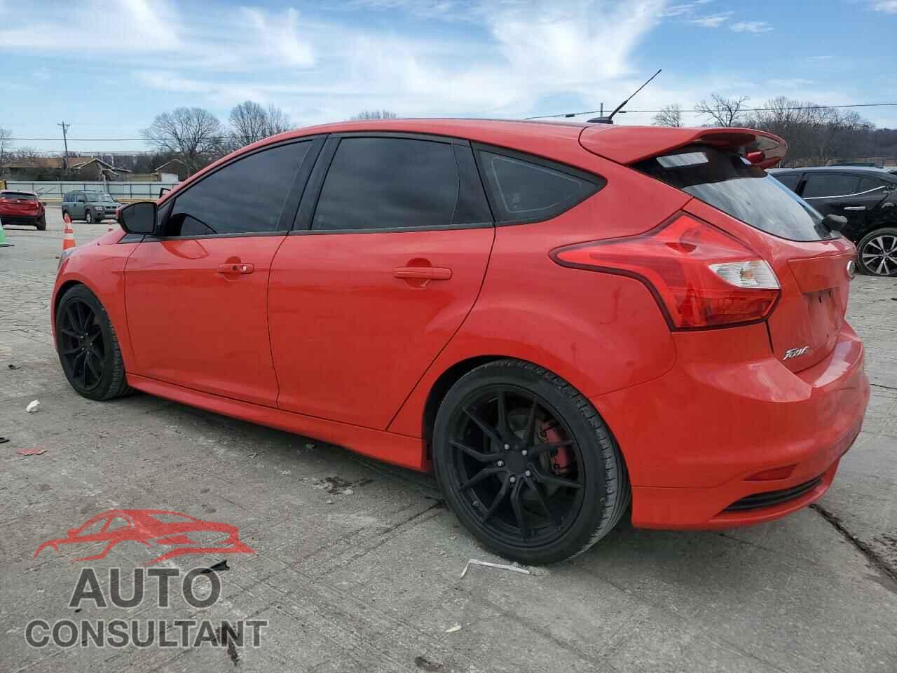FORD FOCUS 2013 - 1FADP3L92DL127528