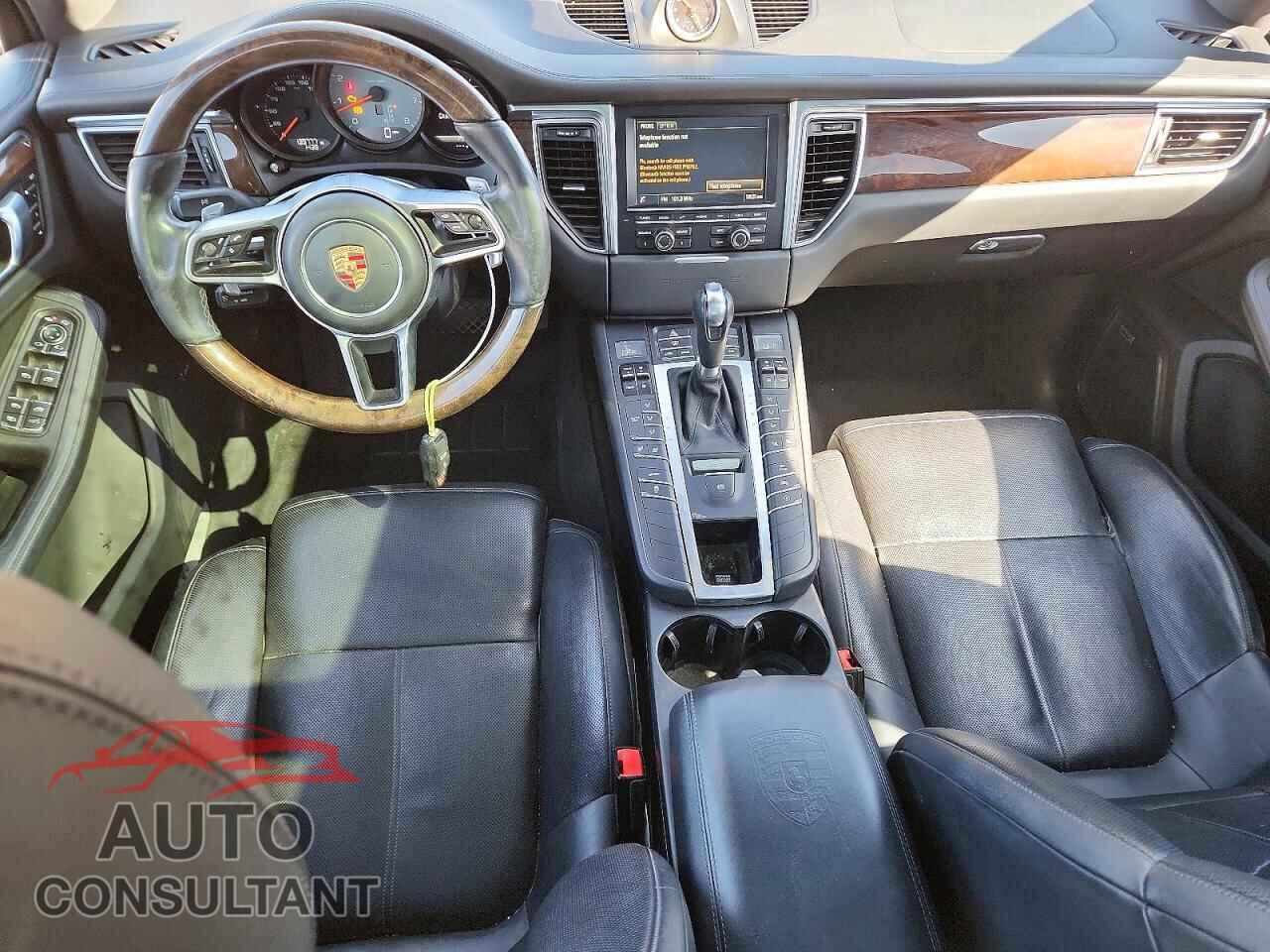 PORSCHE MACAN 2015 - WP1AB2A59FLB44771