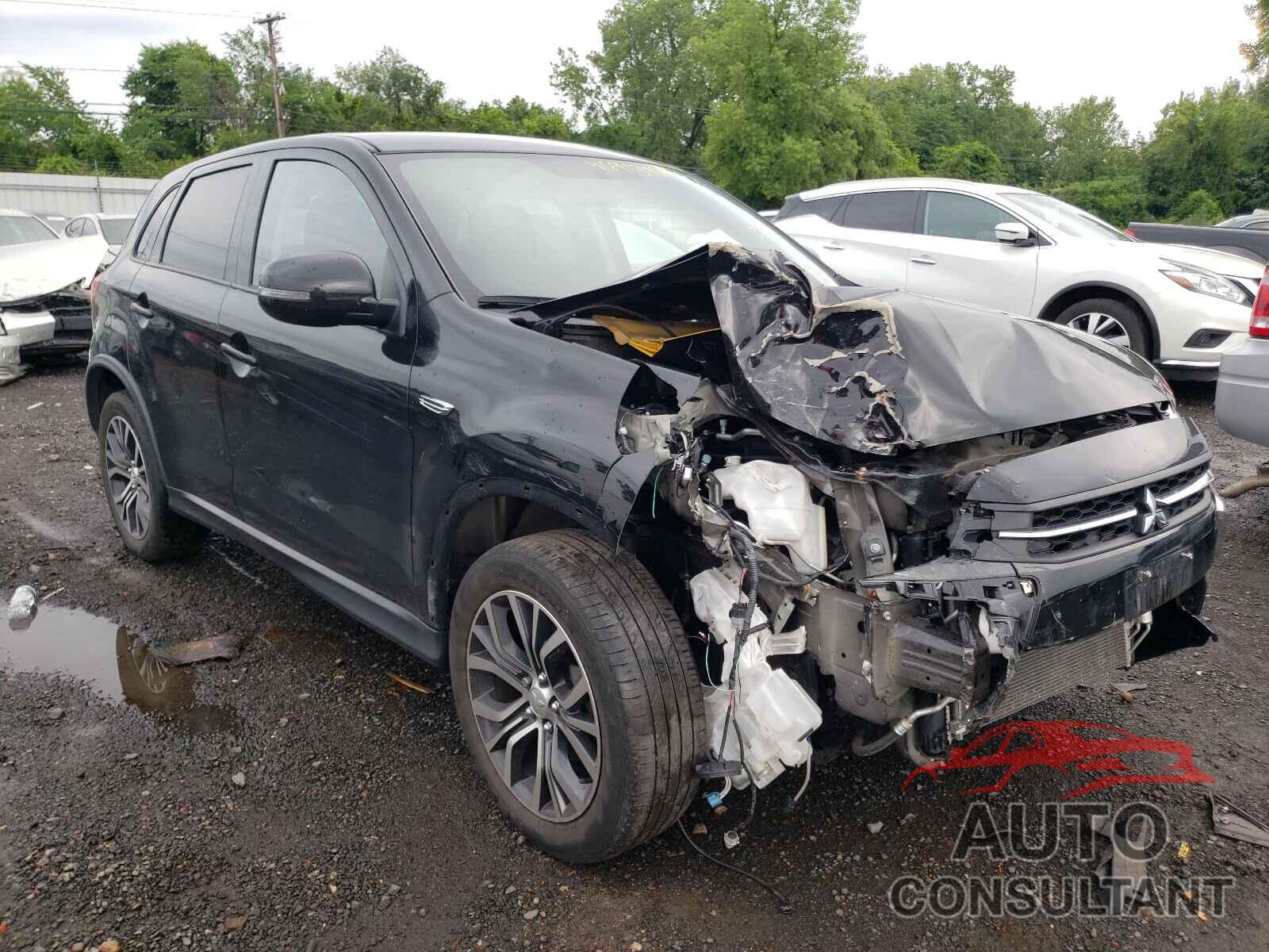 MITSUBISHI OUTLANDER 2019 - JA4AR3AU1KU030837