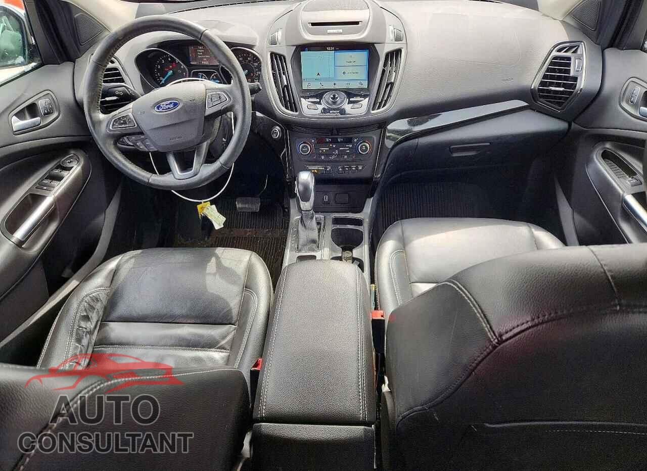 FORD ESCAPE 2018 - 1FMCU0J96JUA20743