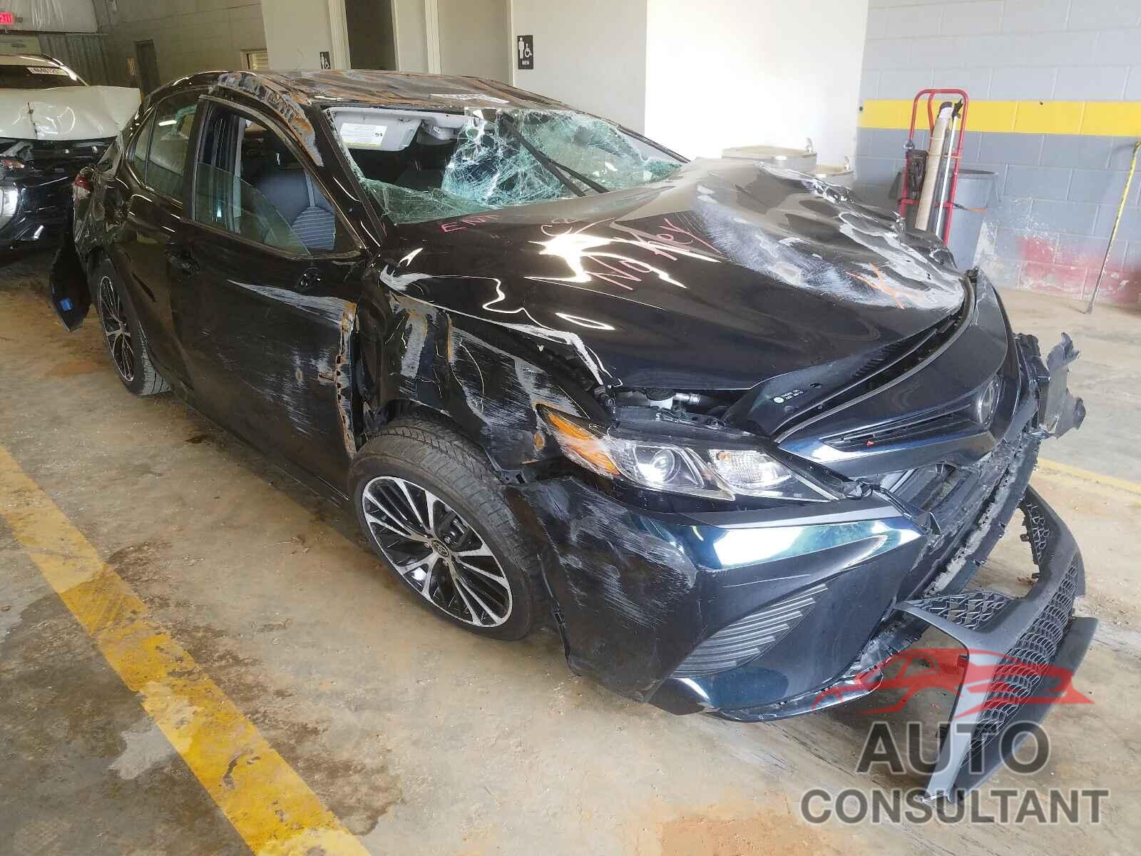 TOYOTA CAMRY 2020 - 4T1G11AKXLU357275