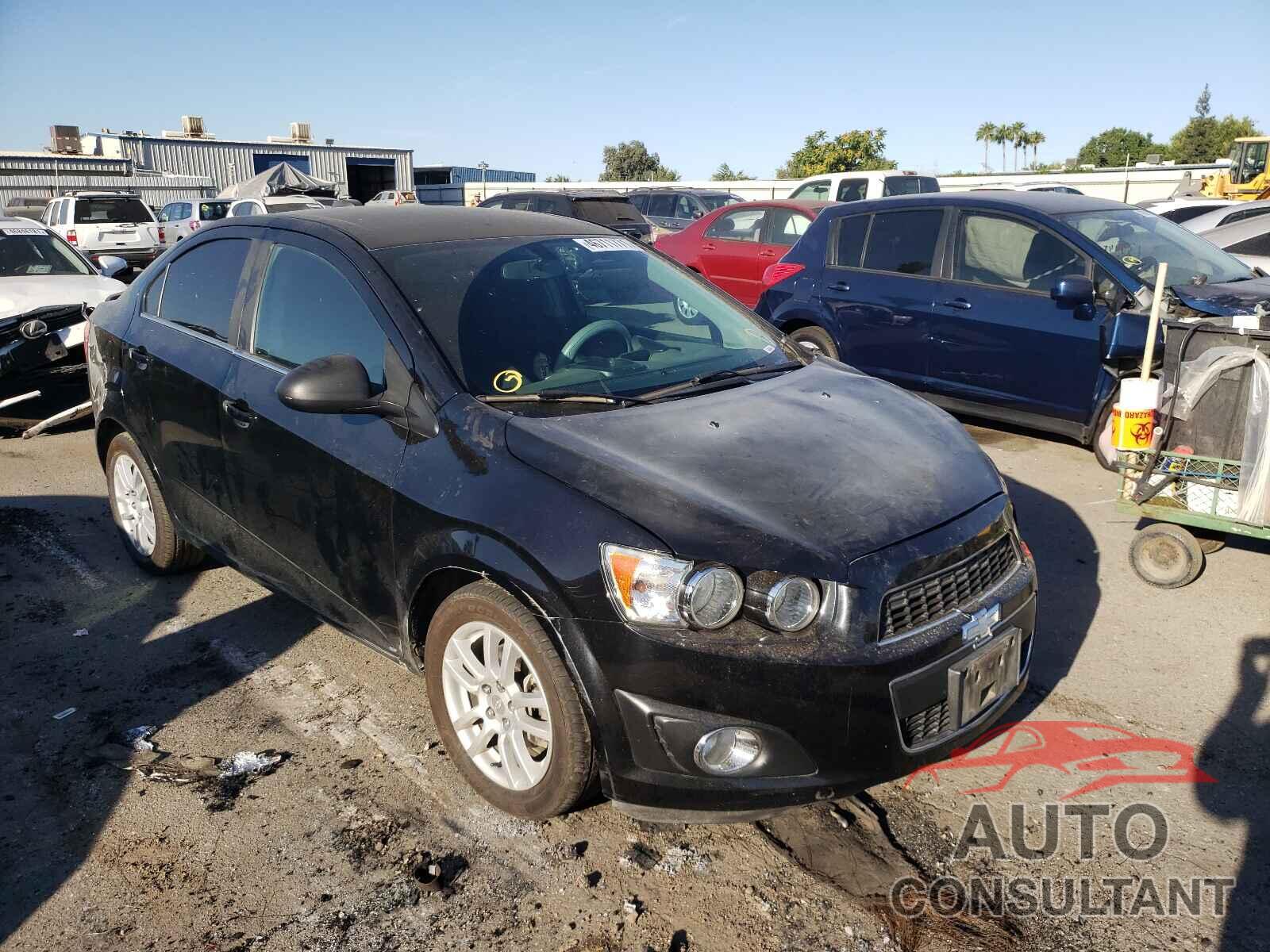 CHEVROLET SONIC 2016 - 1G1JC5SG5G4111996