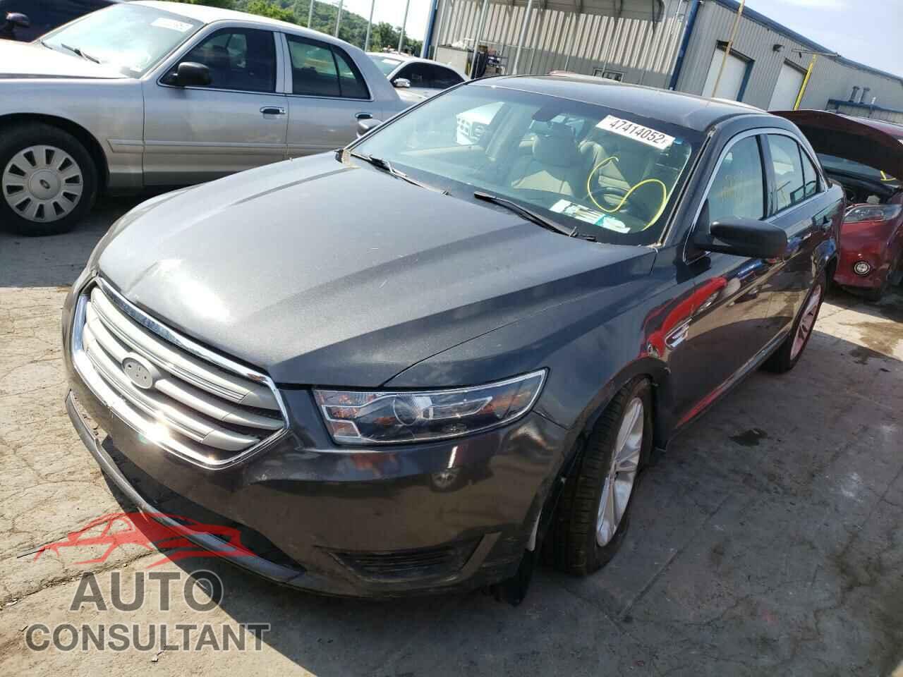 FORD TAURUS 2017 - 1FAHP2D82HG121485