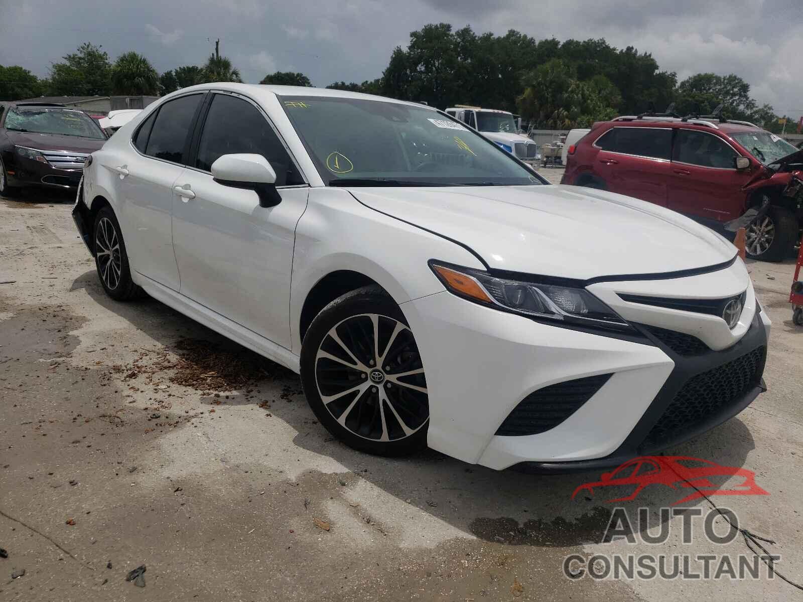 TOYOTA CAMRY 2020 - 4T1G11AK7LU869446