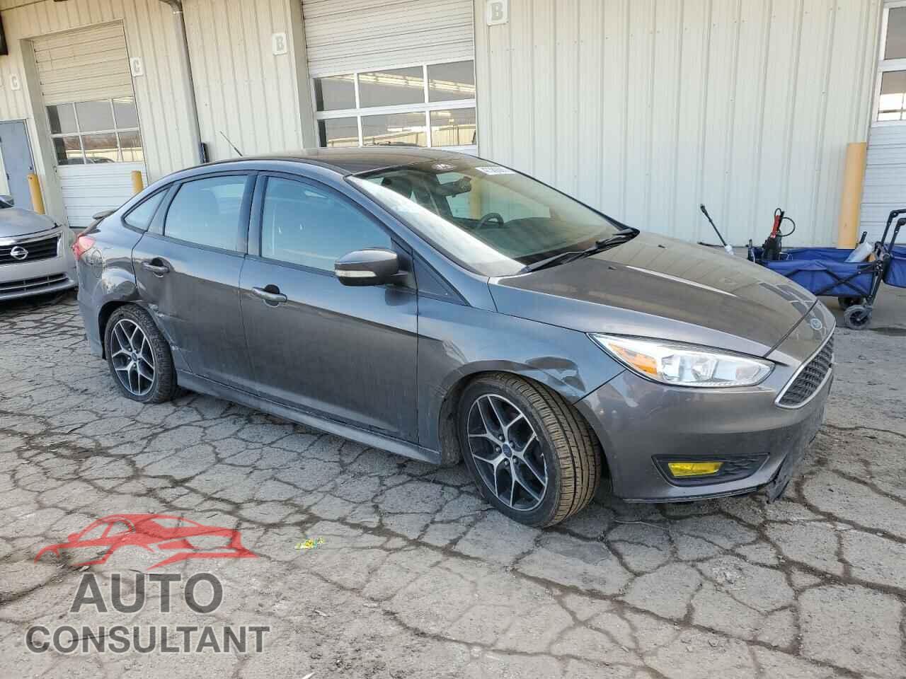 FORD FOCUS 2015 - 1FADP3F21FL218355