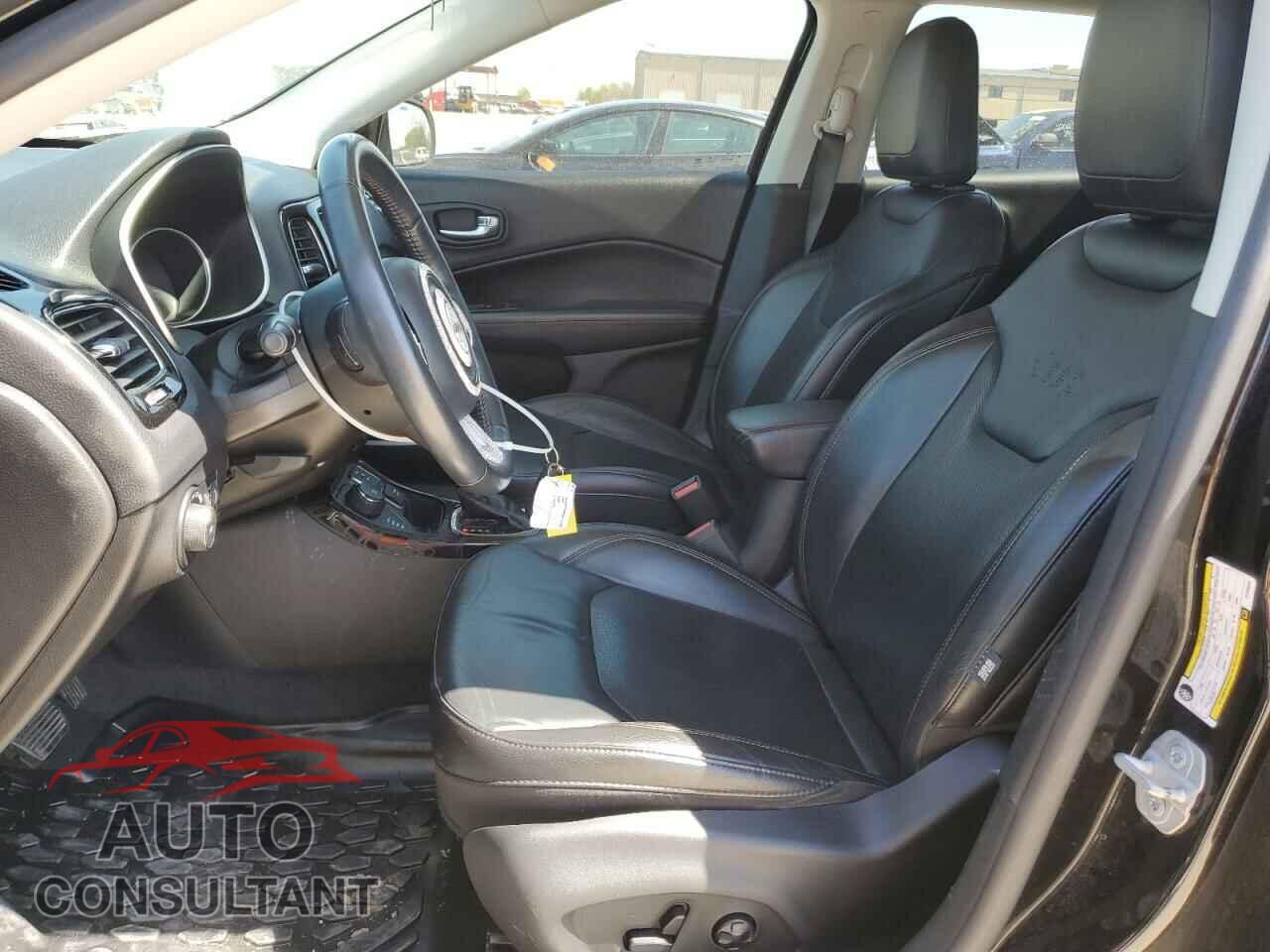 JEEP COMPASS 2018 - 3C4NJDCB5JT330048