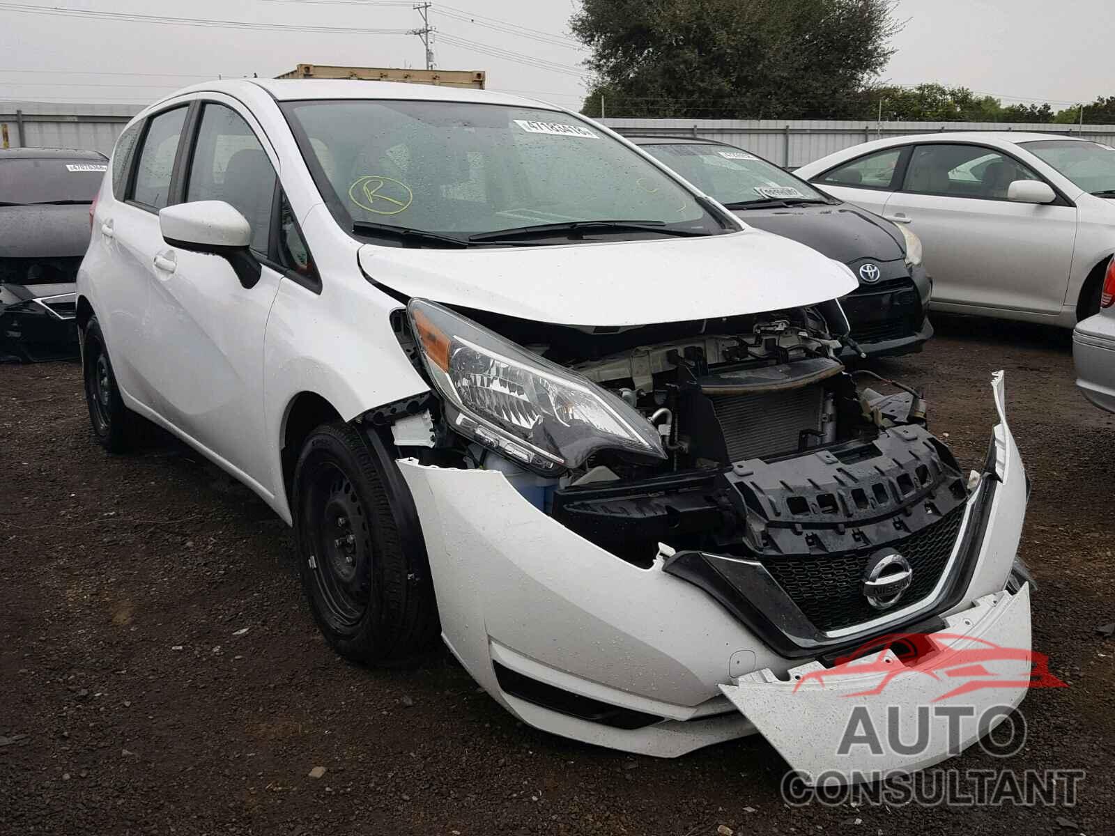 NISSAN VERSA 2018 - 3N1CE2CP1JL365667