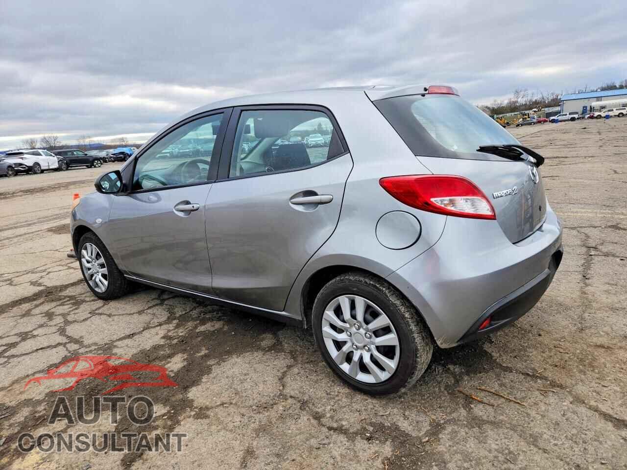 MAZDA 2 2013 - JM1DE1KZ3D0166765