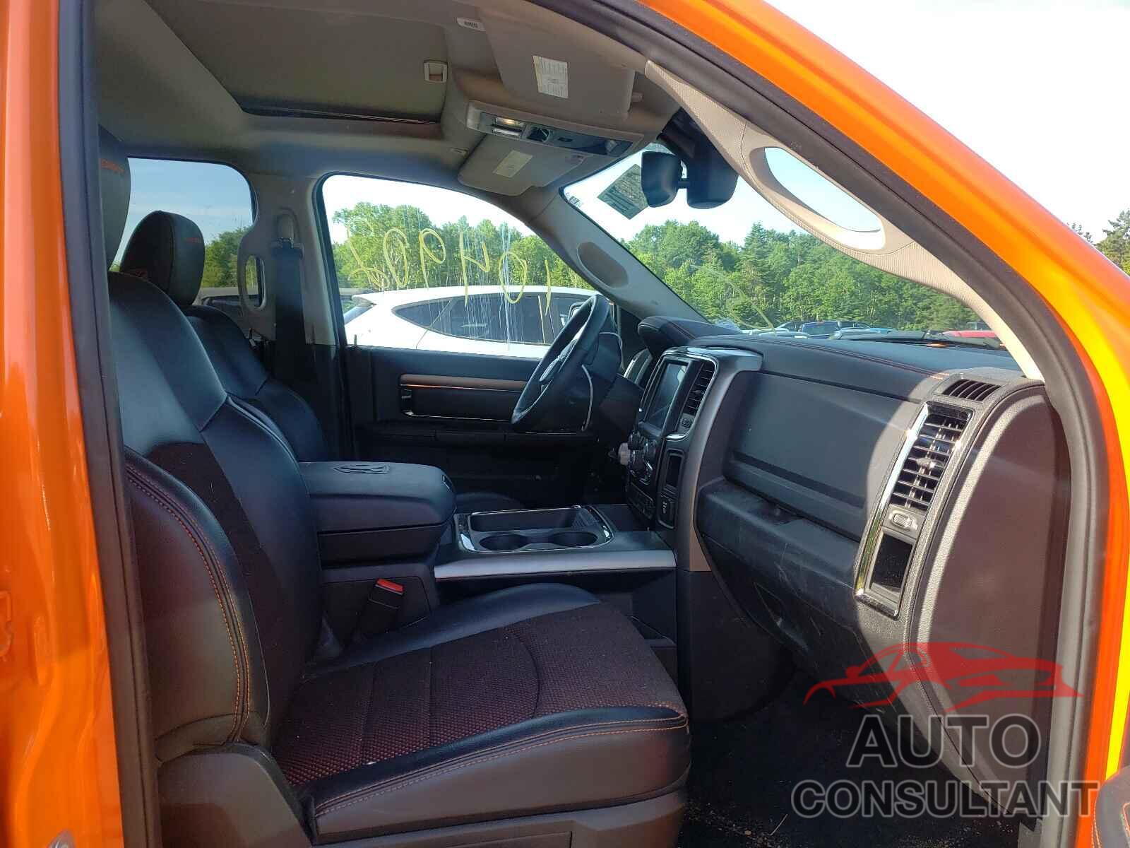 RAM 1500 2017 - 1C6RR7MT4HS592357