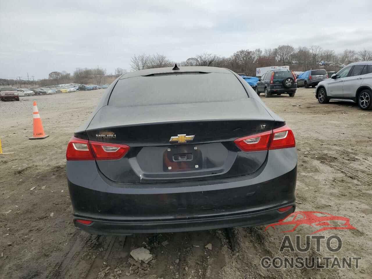 CHEVROLET MALIBU 2017 - 1G1ZE5ST6HF170202
