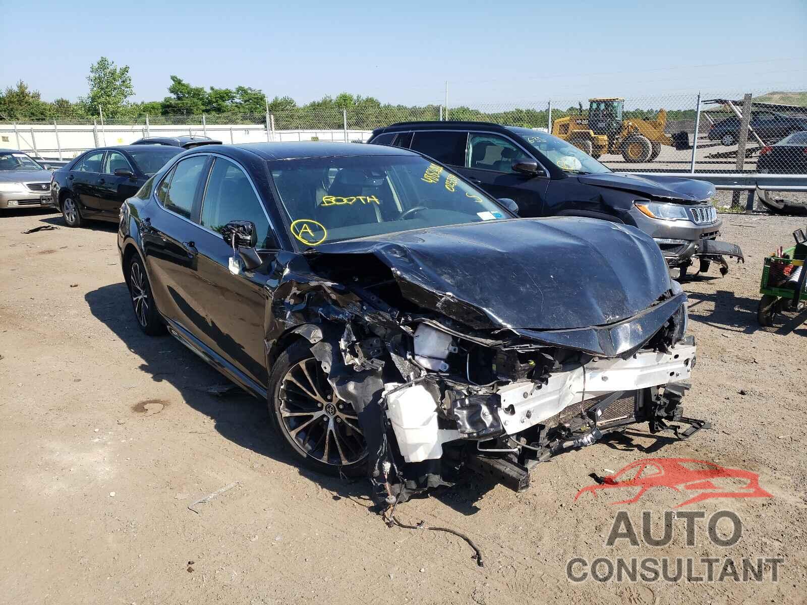 TOYOTA CAMRY 2018 - JTNB11HK8J3023359