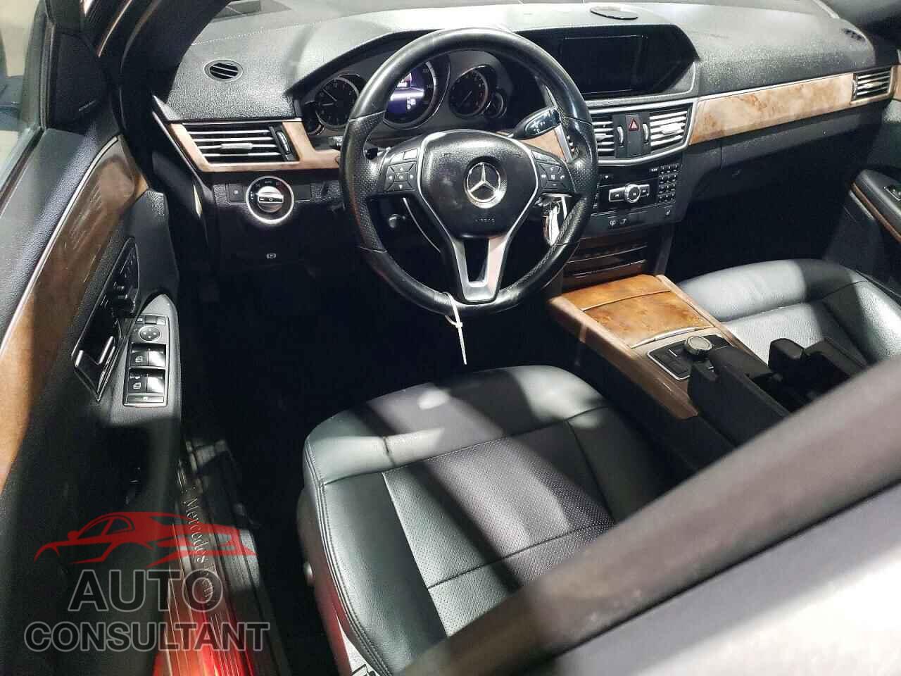 MERCEDES-BENZ E-CLASS 2013 - WDDHF9FB8DA738200