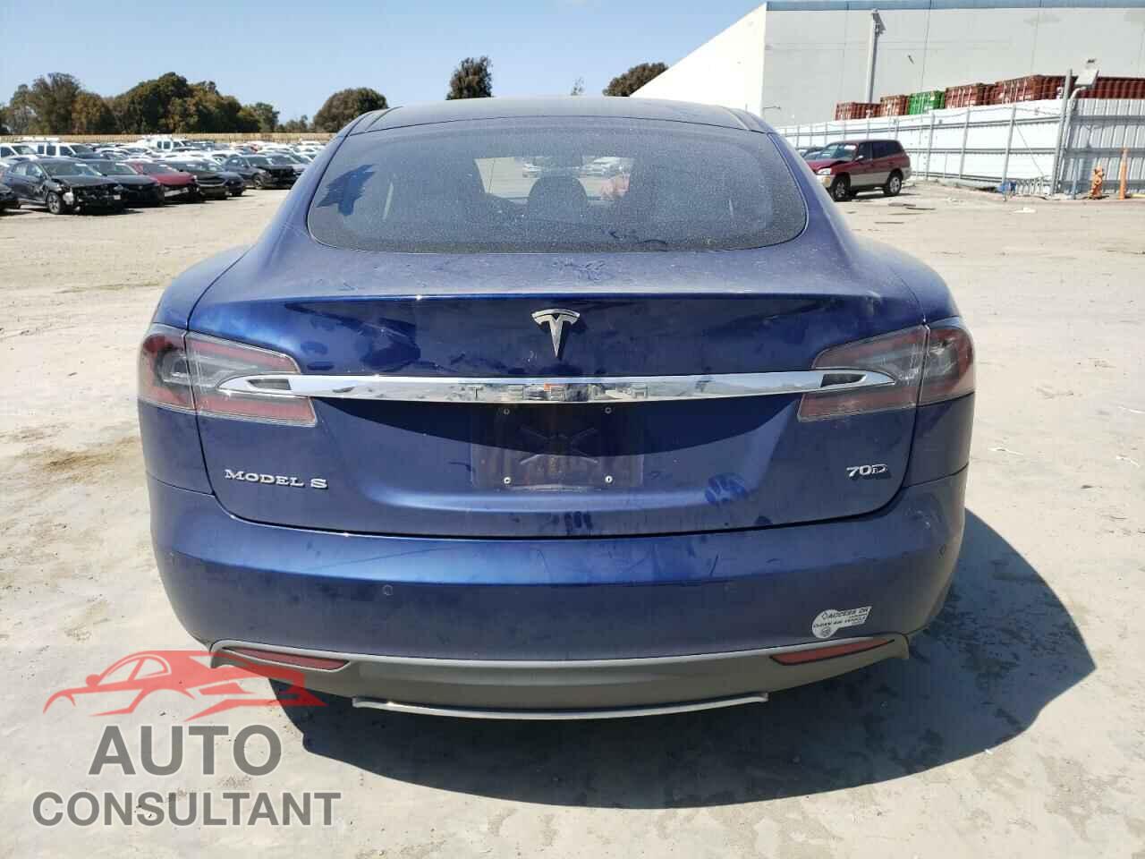 TESLA MODEL S 2015 - 5YJSA1E23FF118964