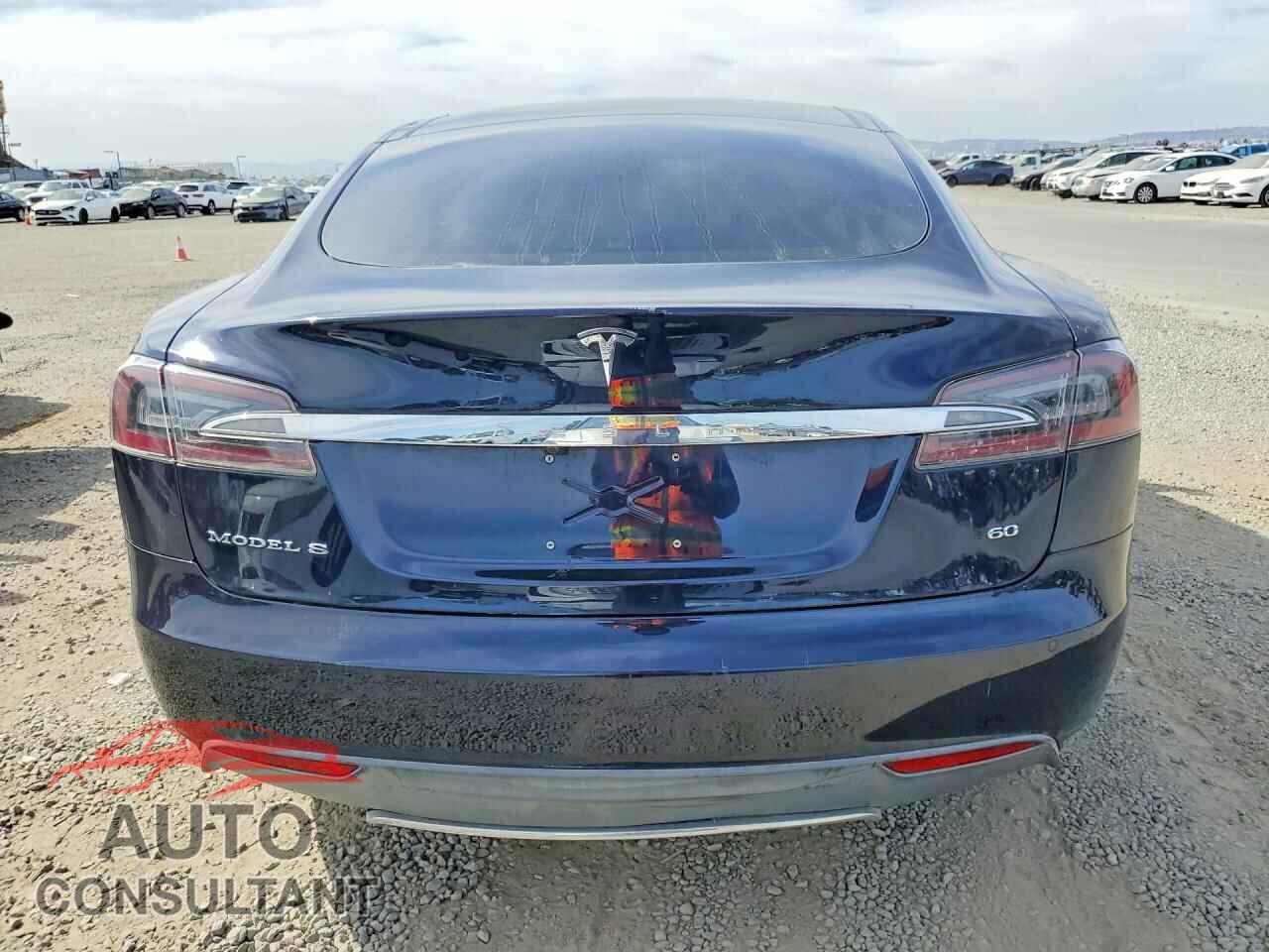 TESLA MODEL S 2014 - 5YJSA1S12EFP32933