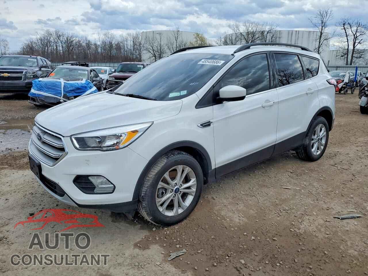 FORD ESCAPE 2018 - 1FMCU9GD0JUC25152