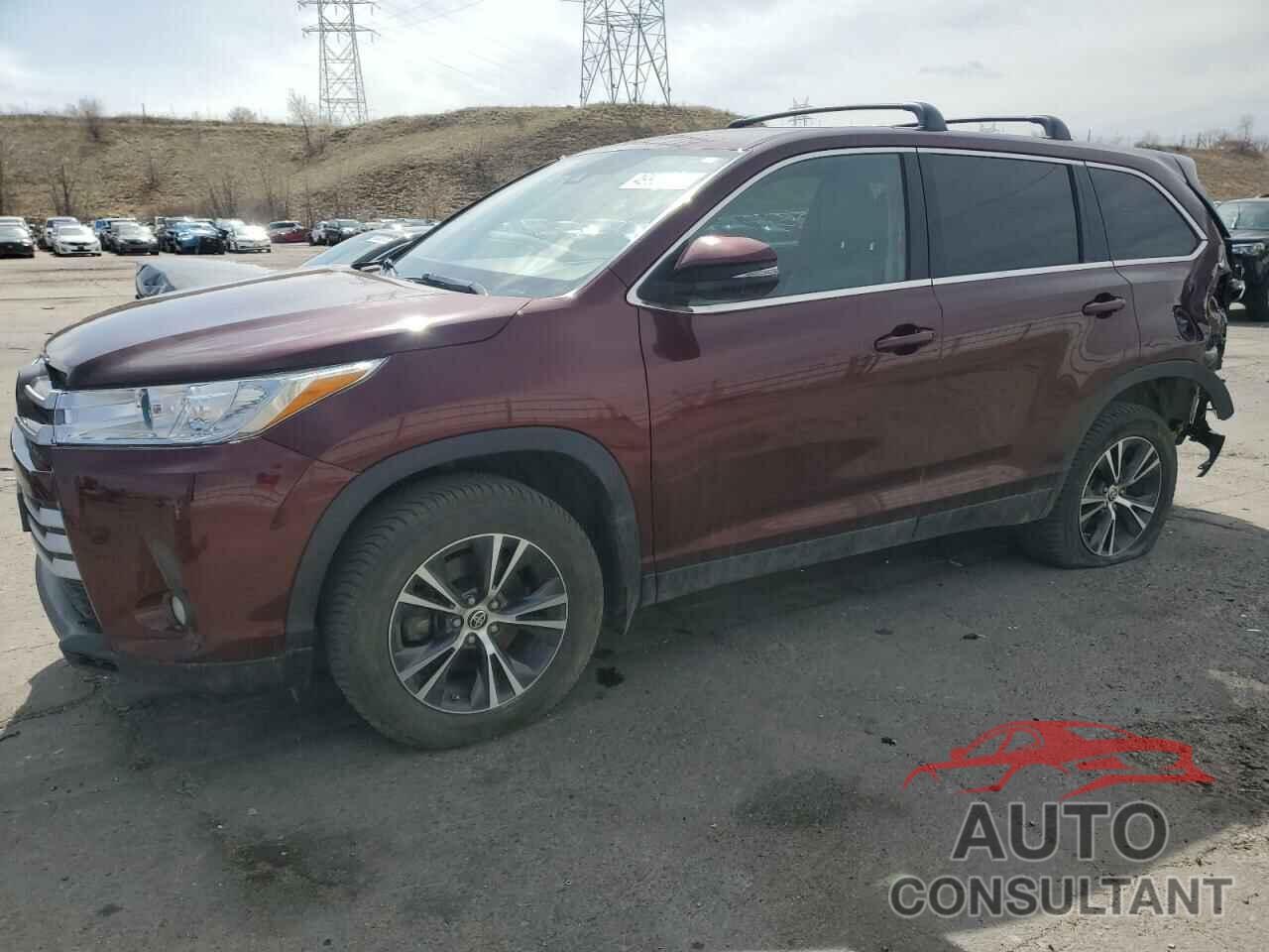 TOYOTA HIGHLANDER 2019 - 5TDBZRFH3KS746281