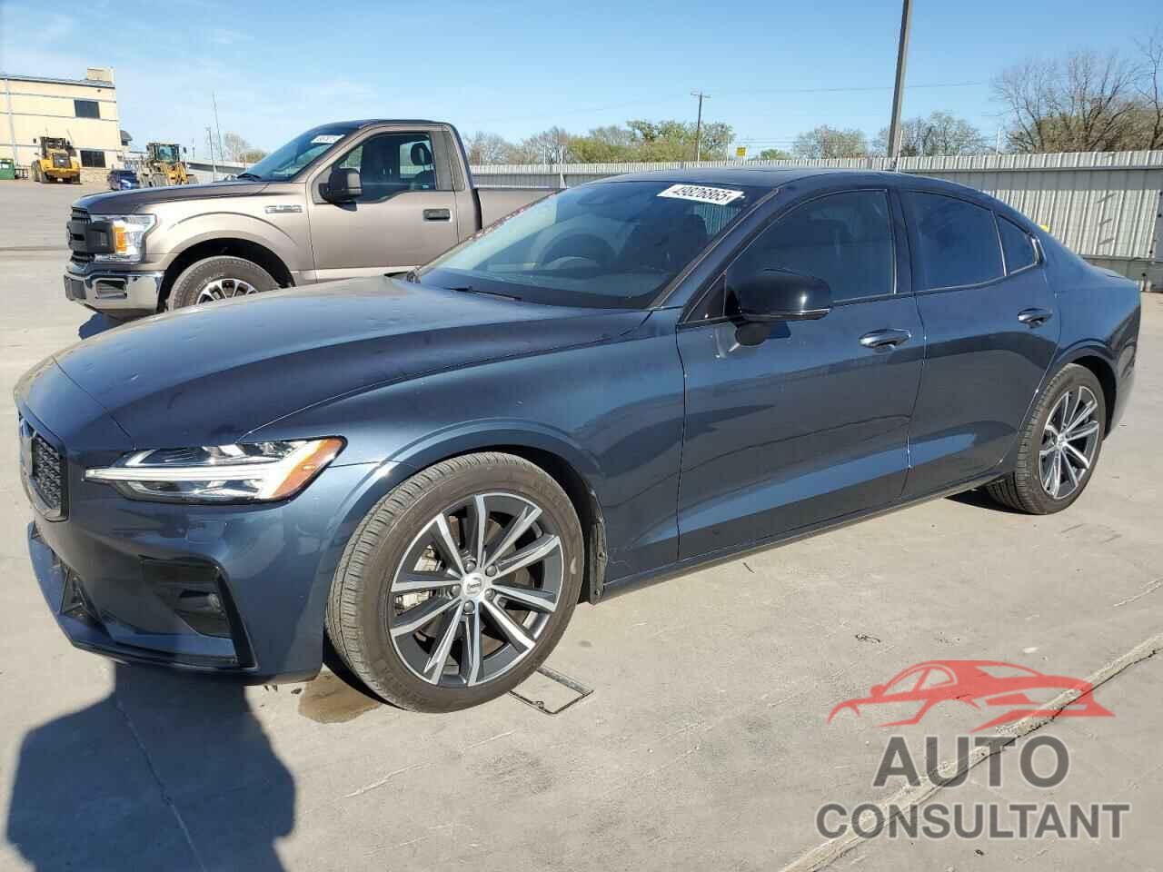 VOLVO S60 B5 MOM 2022 - 7JRL12TZ1NG175700