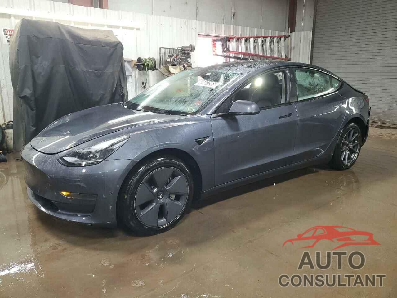 TESLA MODEL 3 2022 - 5YJ3E1EA7NF370053