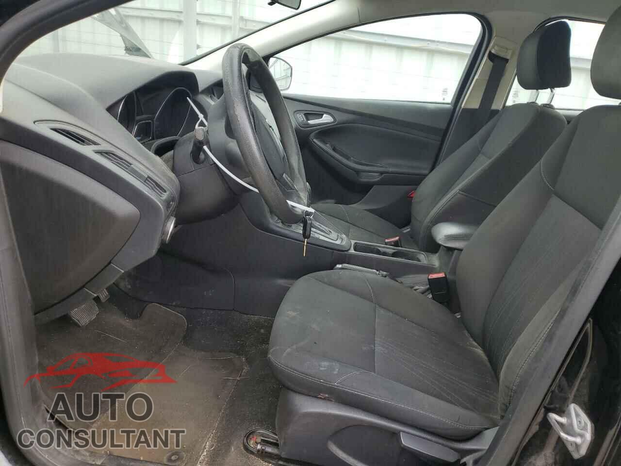 FORD FOCUS 2016 - 1FADP3F22GL237773
