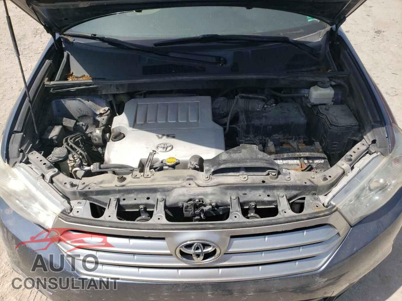 TOYOTA HIGHLANDER 2016 - 5TDBK3EH6BS068130
