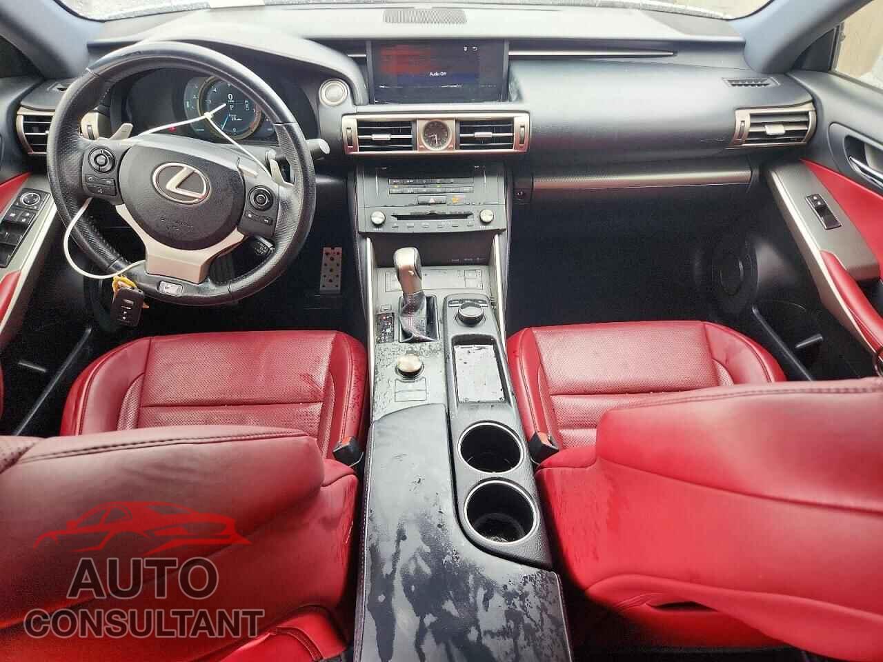 LEXUS IS 2015 - JTHBF1D24F5080695