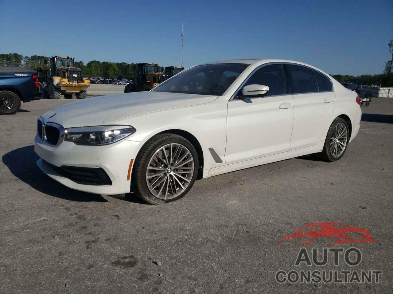 BMW 5 SERIES 2019 - WBAJA5C56KWW48736