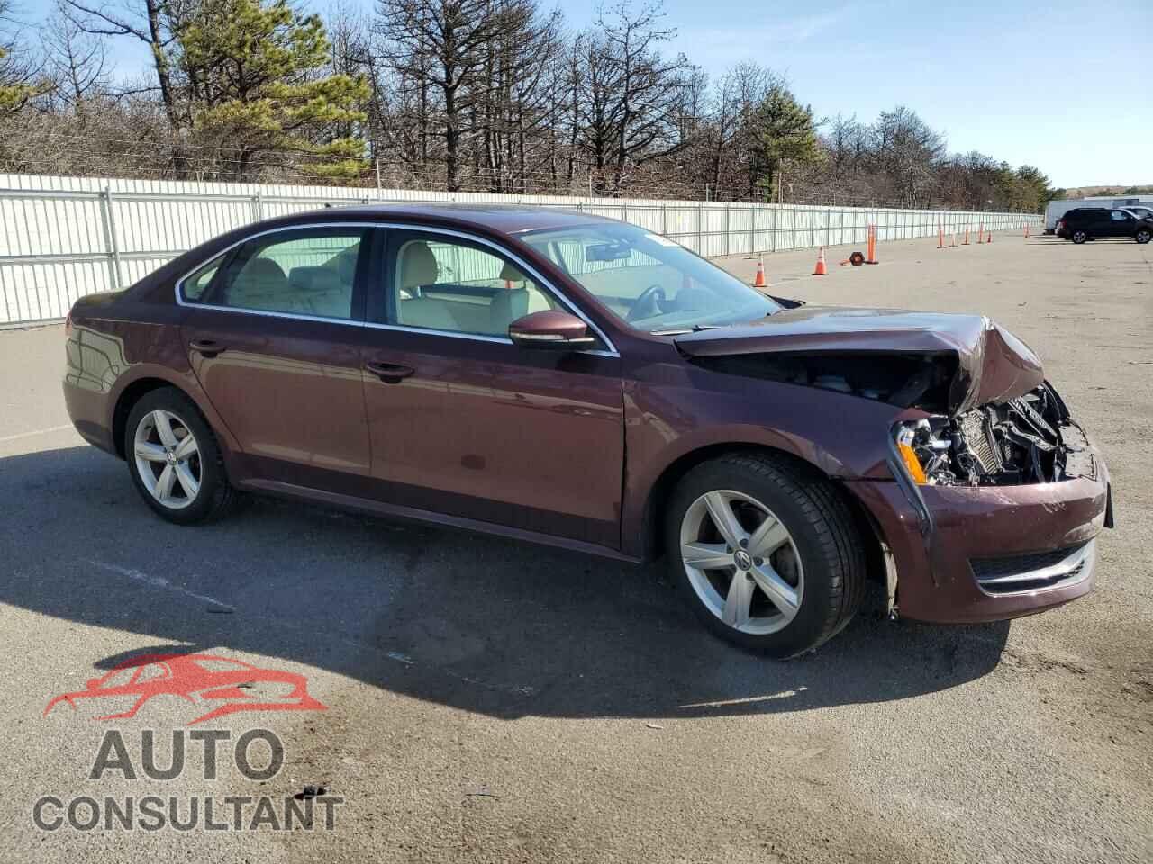 VOLKSWAGEN PASSAT 2012 - 1VWBP7A32CC089821
