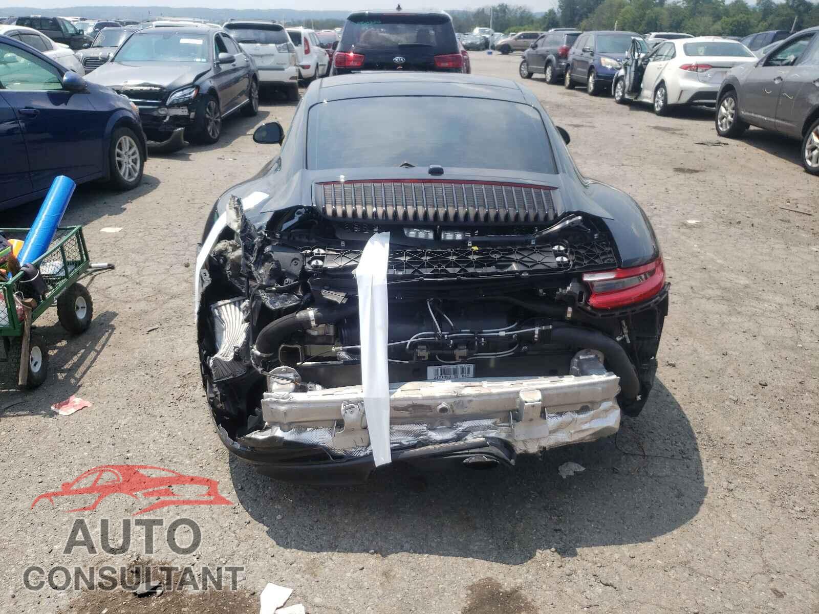 PORSCHE 911 2017 - WP0AA2A97HS107301