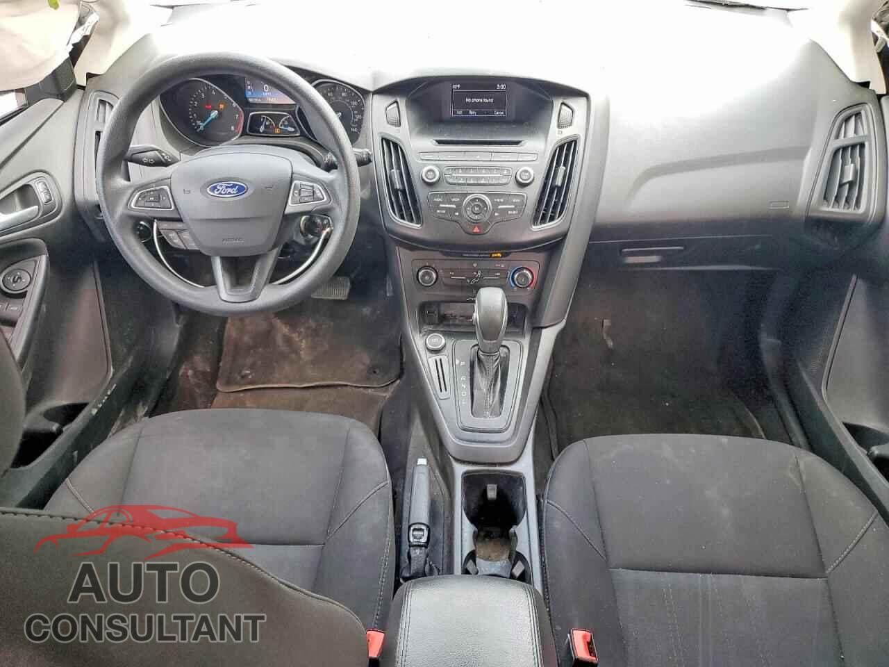 FORD FOCUS 2017 - 1FADP3K21HL324748