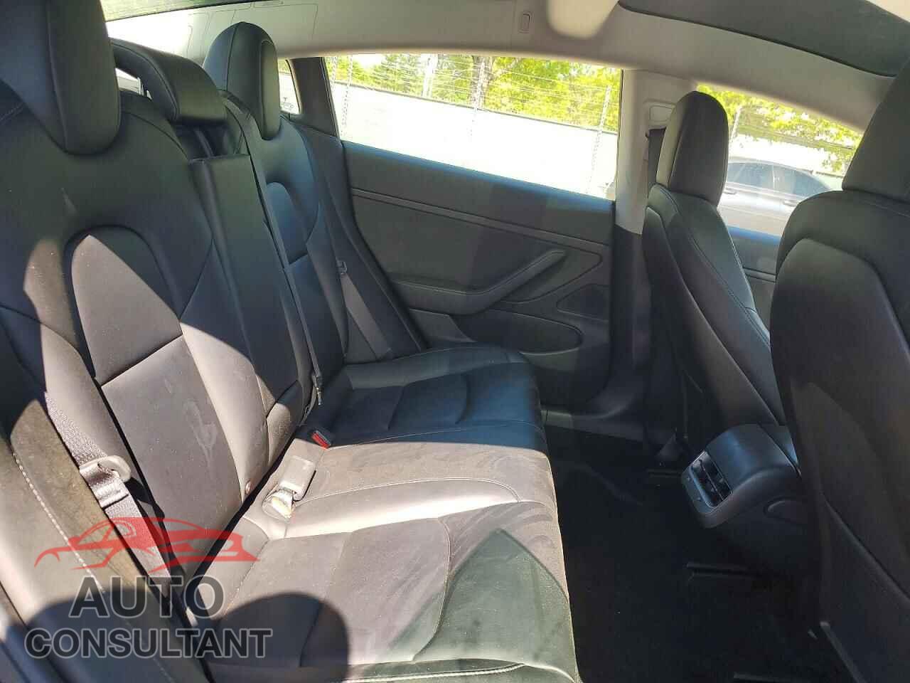 TESLA MODEL 3 2019 - 5YJ3E1EA9KF397587