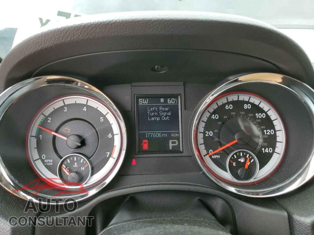 DODGE DURANGO 2012 - 1C4RDJDG2CC131054