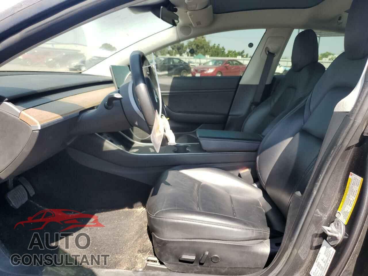 TESLA MODEL 3 2019 - 5YJ3E1EA8KF424715