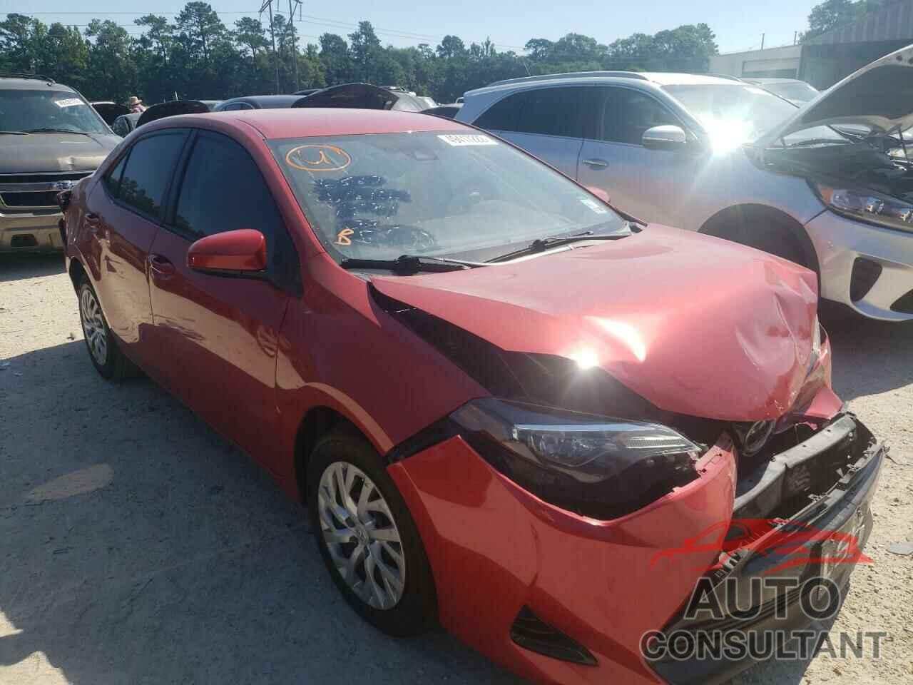 TOYOTA COROLLA 2018 - 5YFBURHE1JP816160