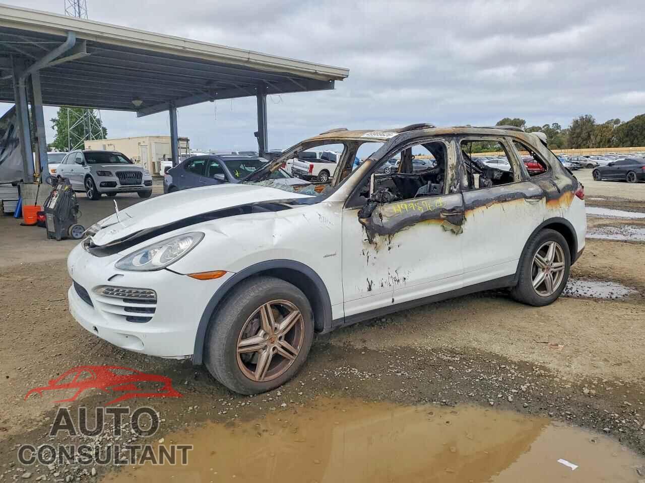 PORSCHE CAYENNE 2013 - WP1AF2A20DLA36045