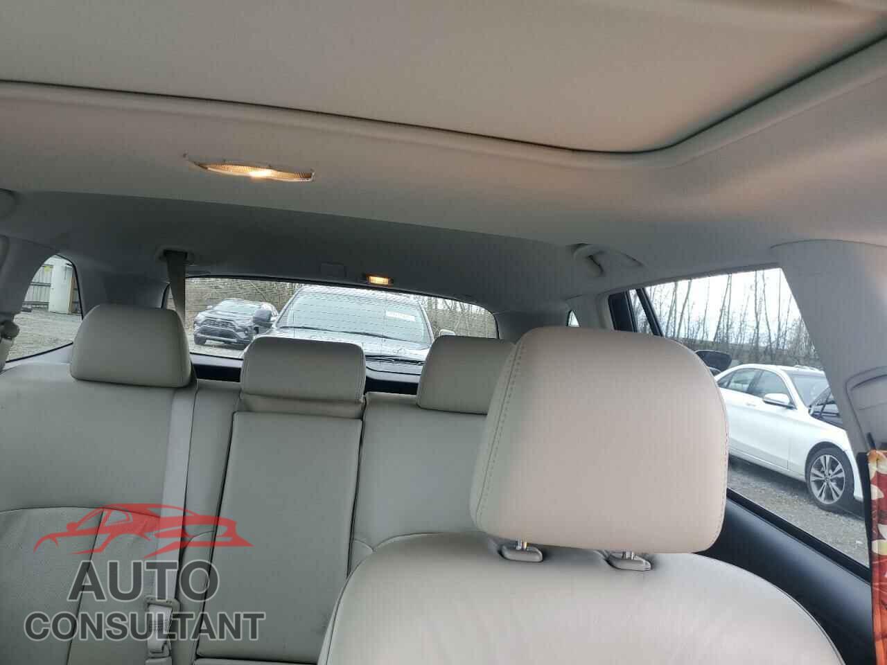 SUBARU OUTBACK 2011 - 4S4BRBLC3B3371442