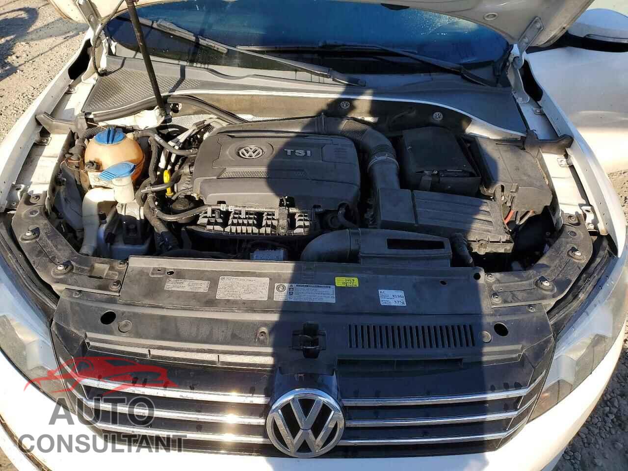 VOLKSWAGEN PASSAT 2014 - 1VWAT7A34EC060718