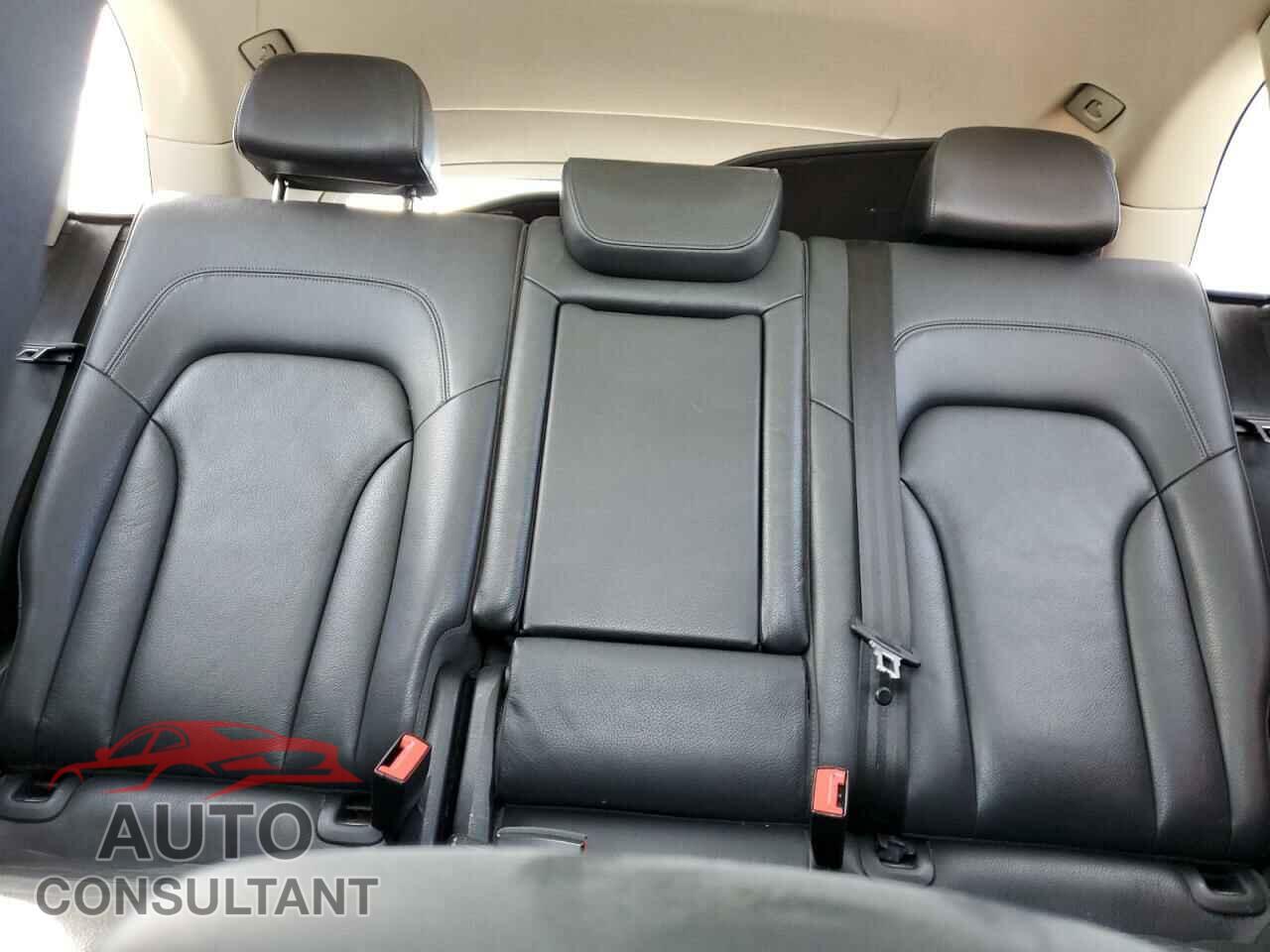 AUDI Q5 2012 - WA1LFAFPXCA105952