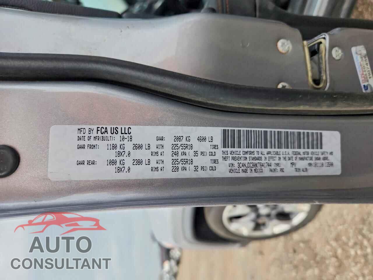 JEEP COMPASS 2019 - 3C4NJDCB0KT641744