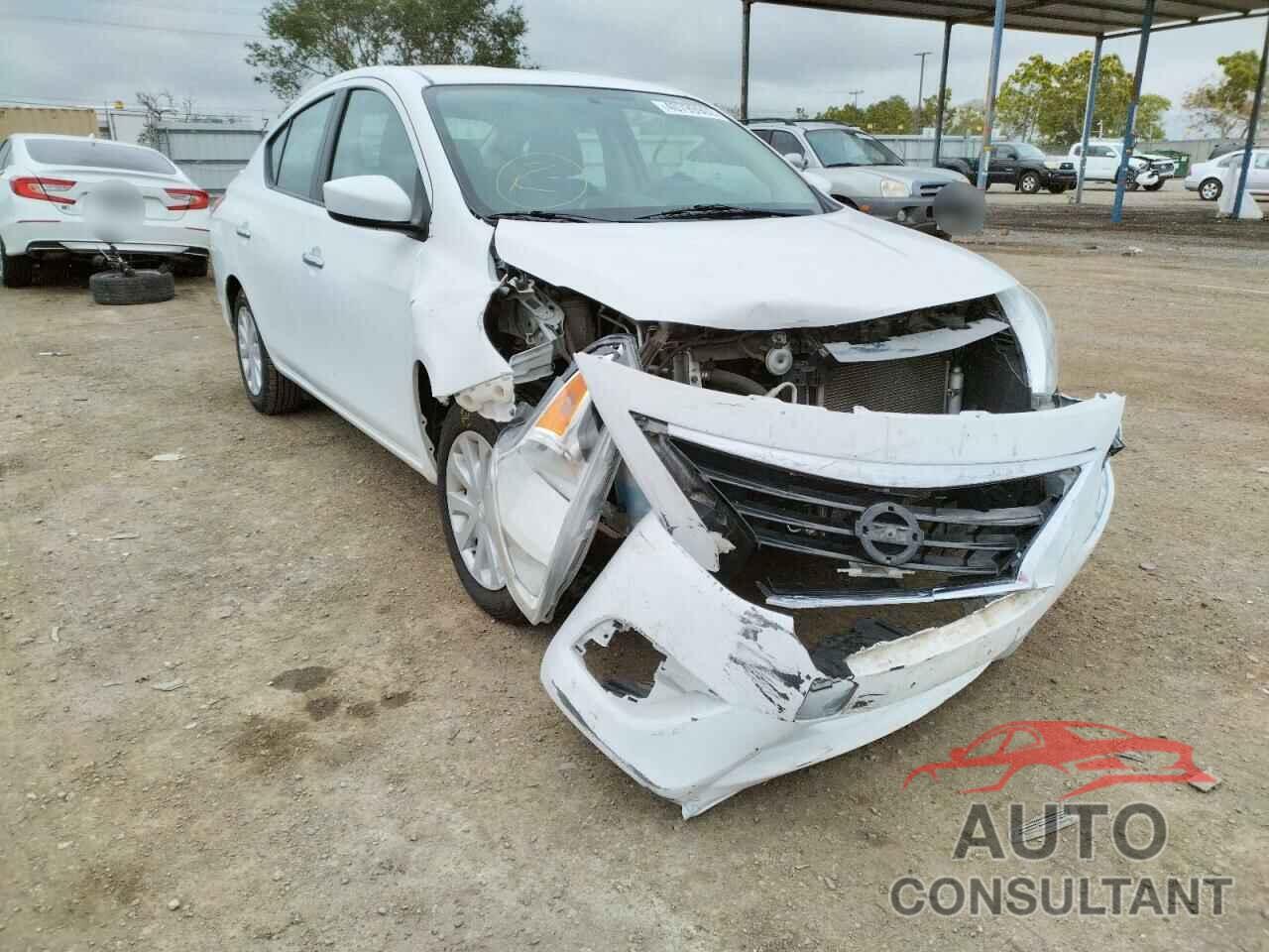 NISSAN VERSA 2017 - 3N1CN7AP8HK422253