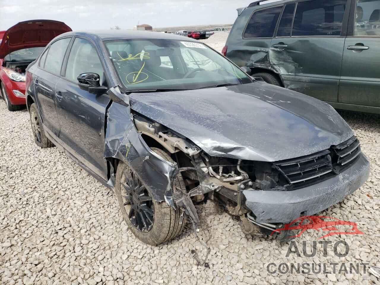 VOLKSWAGEN JETTA 2018 - 3VW2B7AJ2JM224420