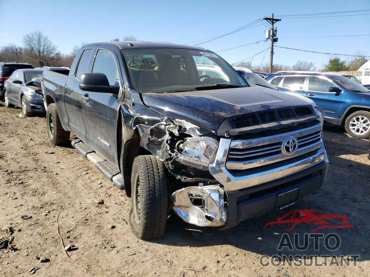 TOYOTA TUNDRA 2017 - 5TFUM5F18HX072649