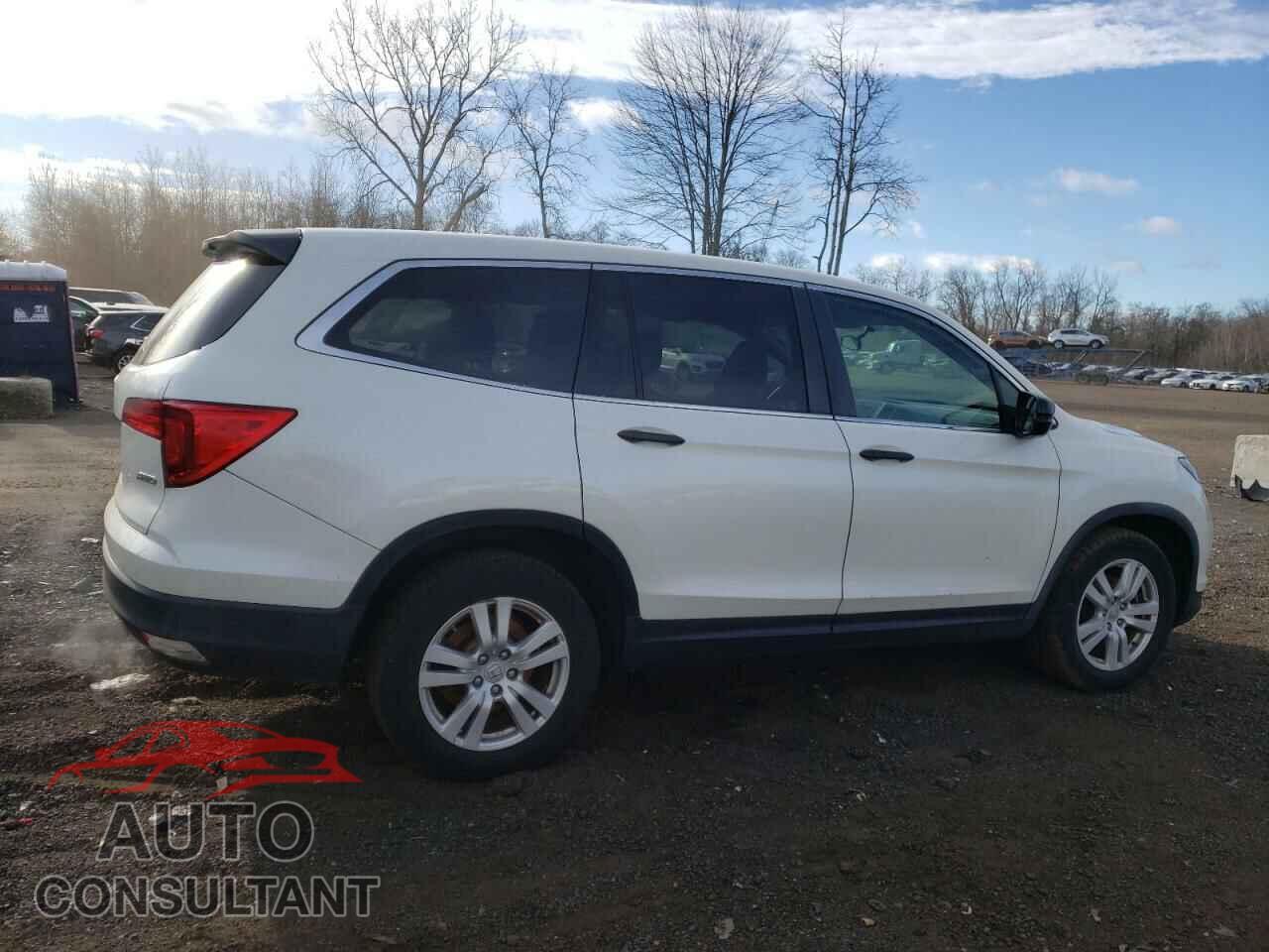 HONDA PILOT 2017 - 5FNYF6H17HB065992