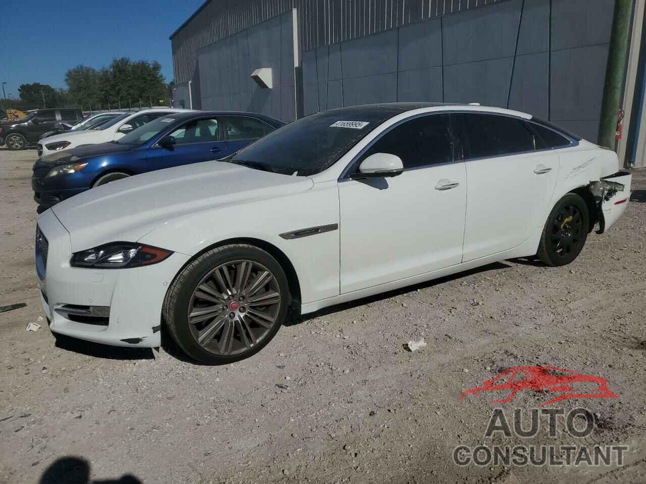 JAGUAR XJ 2019 - SAJWA2GEXKMW19190