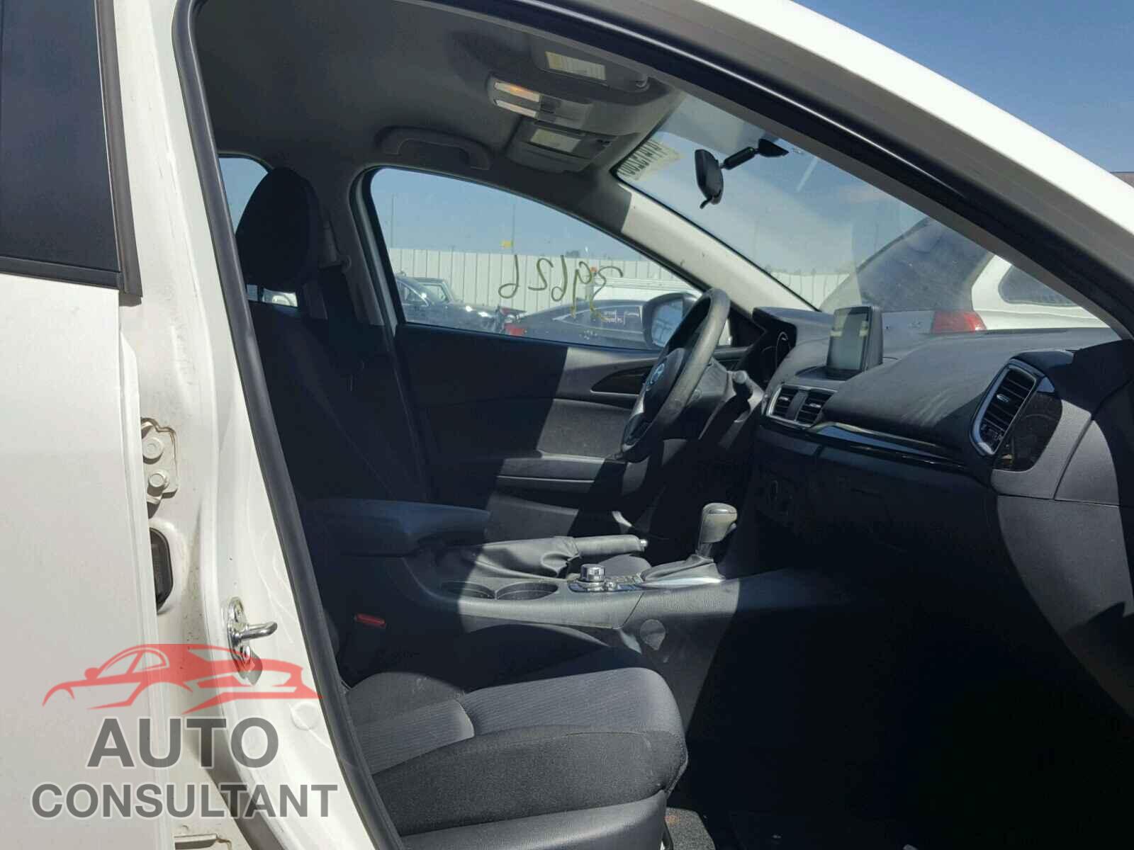 MAZDA 3 2016 - 3MZBM1T76GM324991
