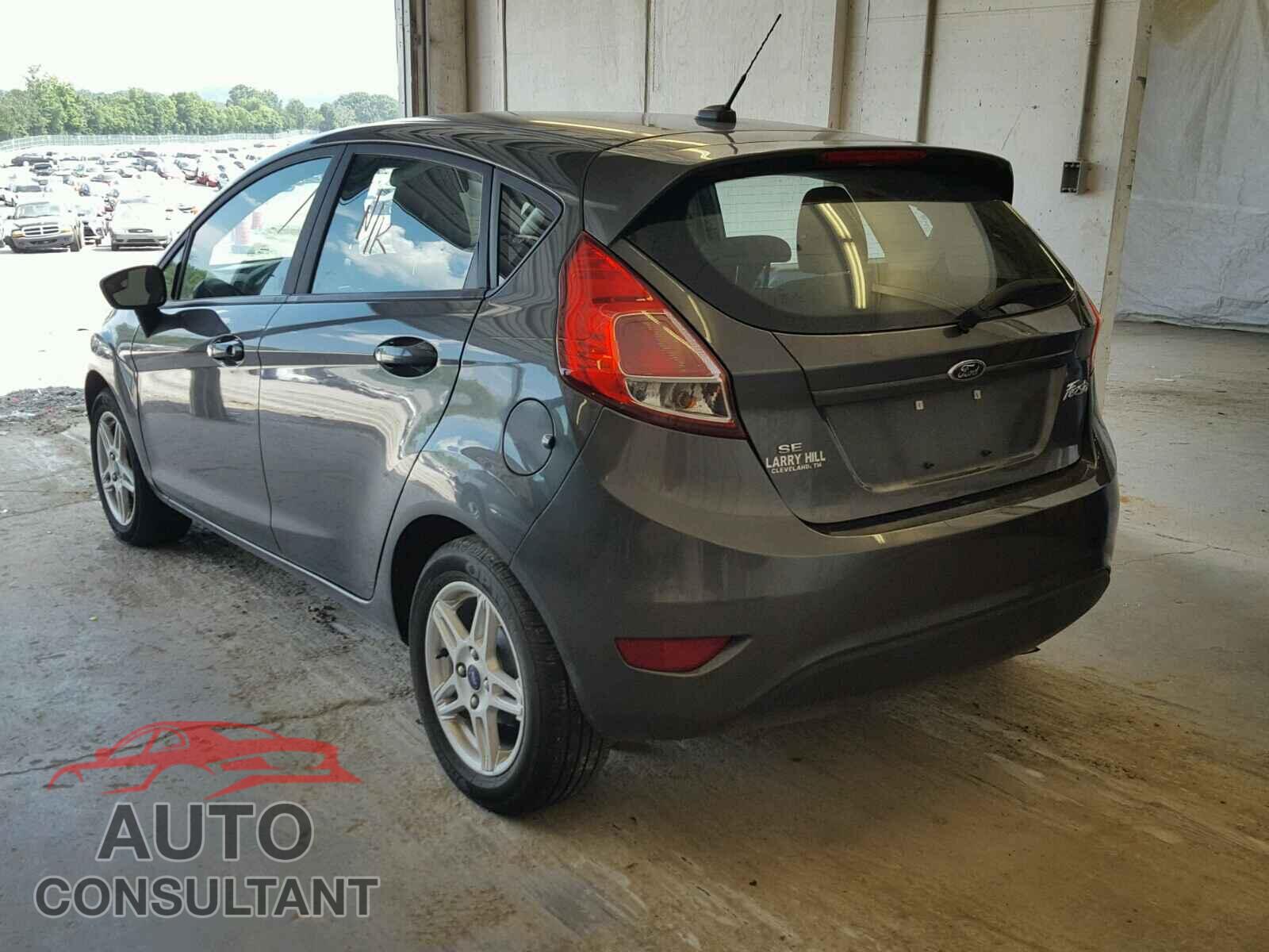 FORD FIESTA SE 2017 - 3FADP4EJ8HM121380