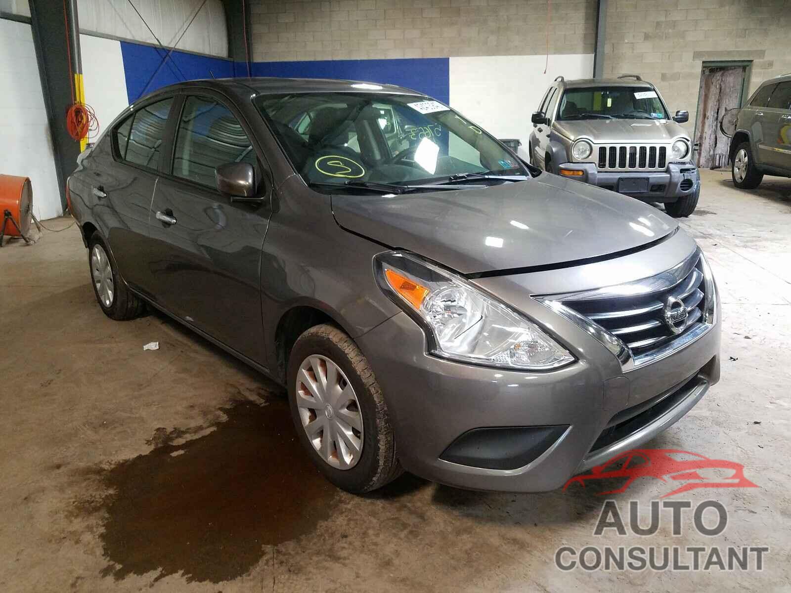 NISSAN VERSA 2017 - 3N1CN7APXHK450863
