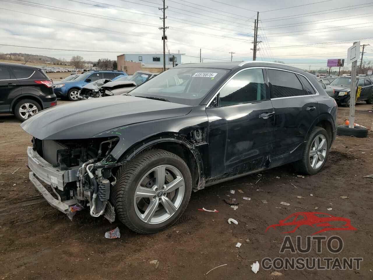 AUDI E-TRON 2019 - WA1LAAGE0KB021160