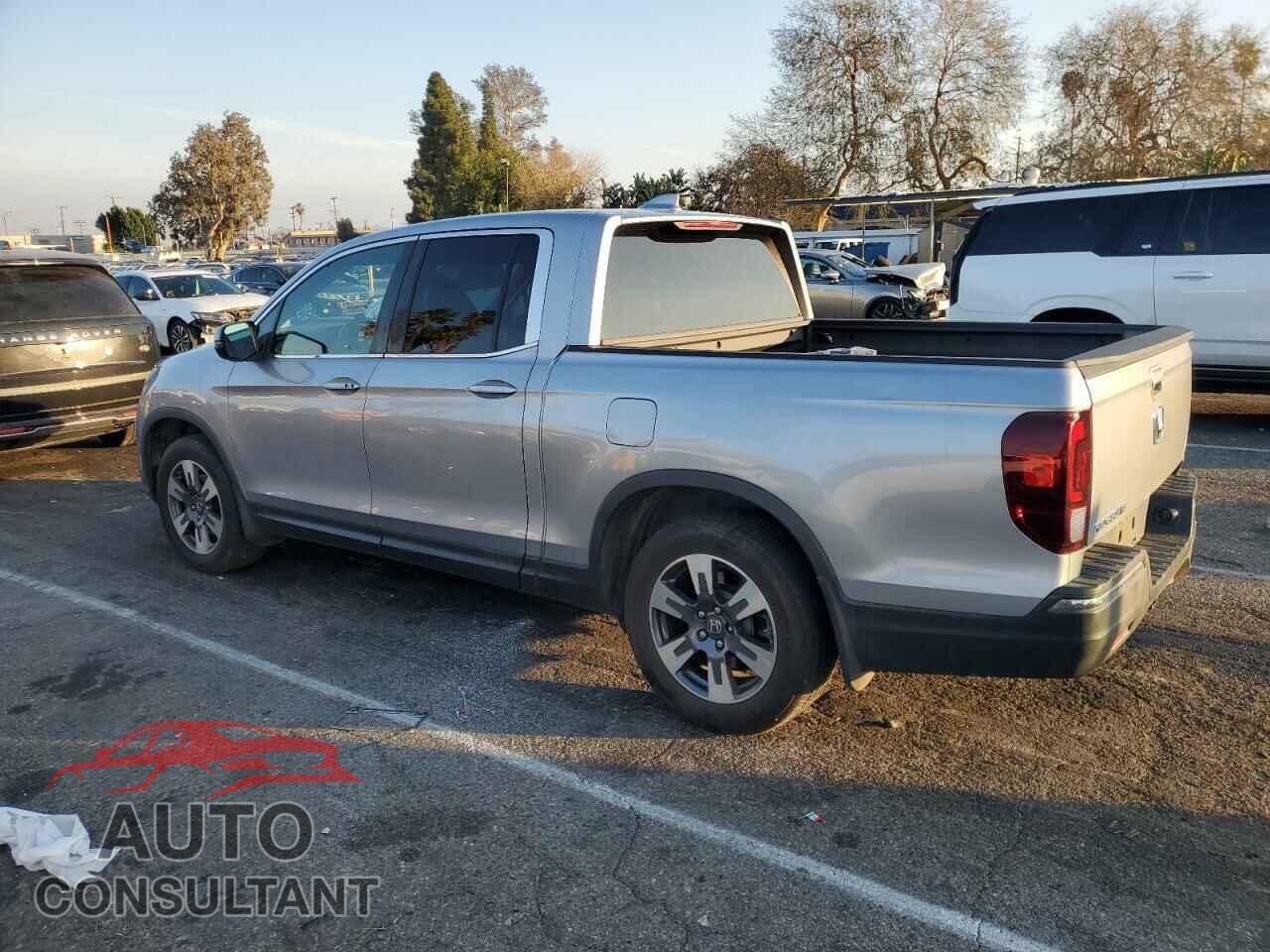 HONDA RIDGELINE 2017 - 5FPYK2F57HB011450